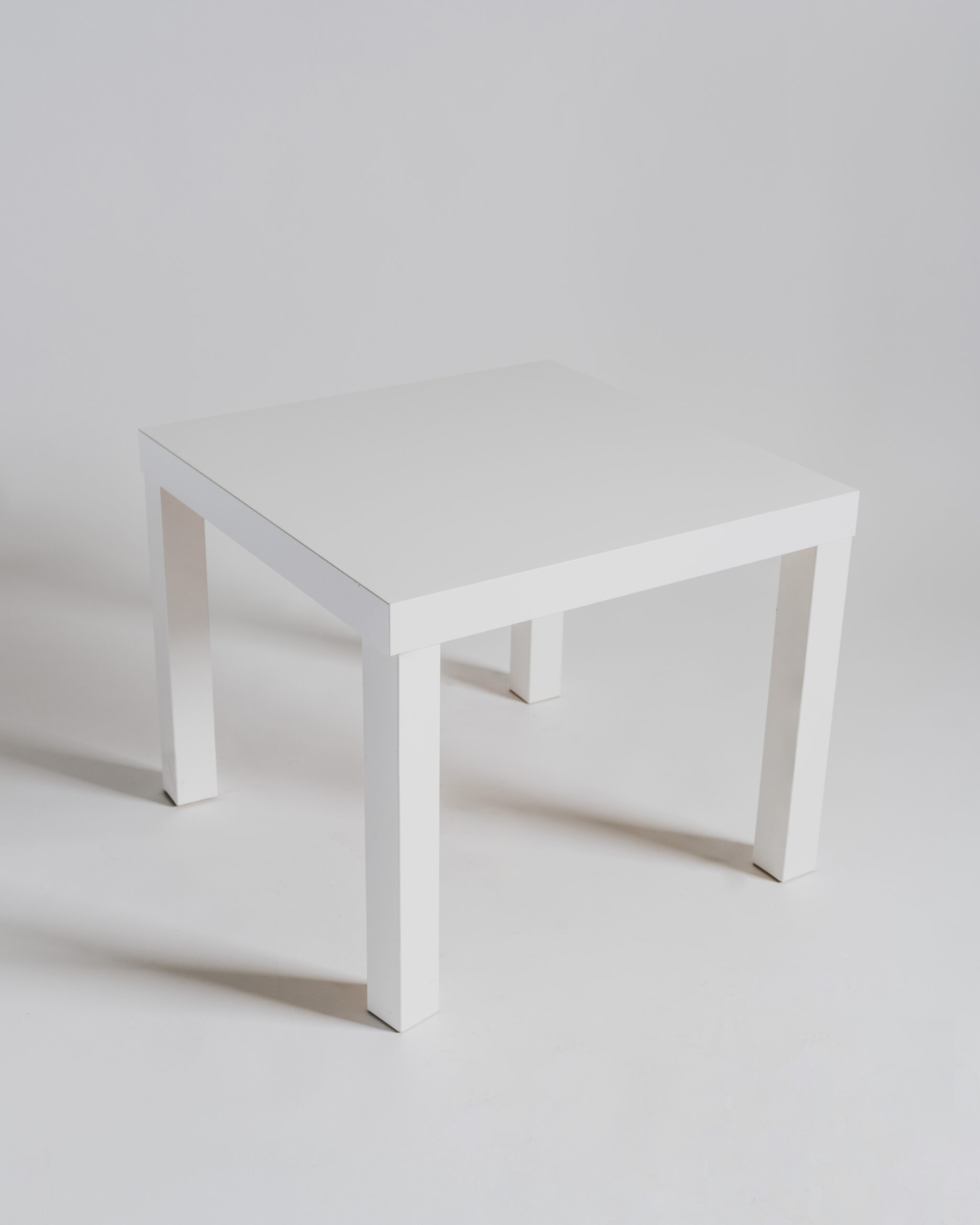 Tavolino lounge bianco